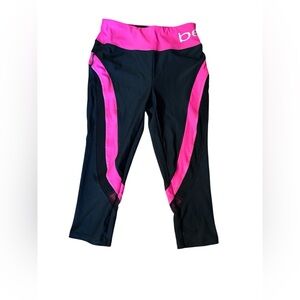 bebe sport Black and Pink Athletic capris with mesh design. Women’s small